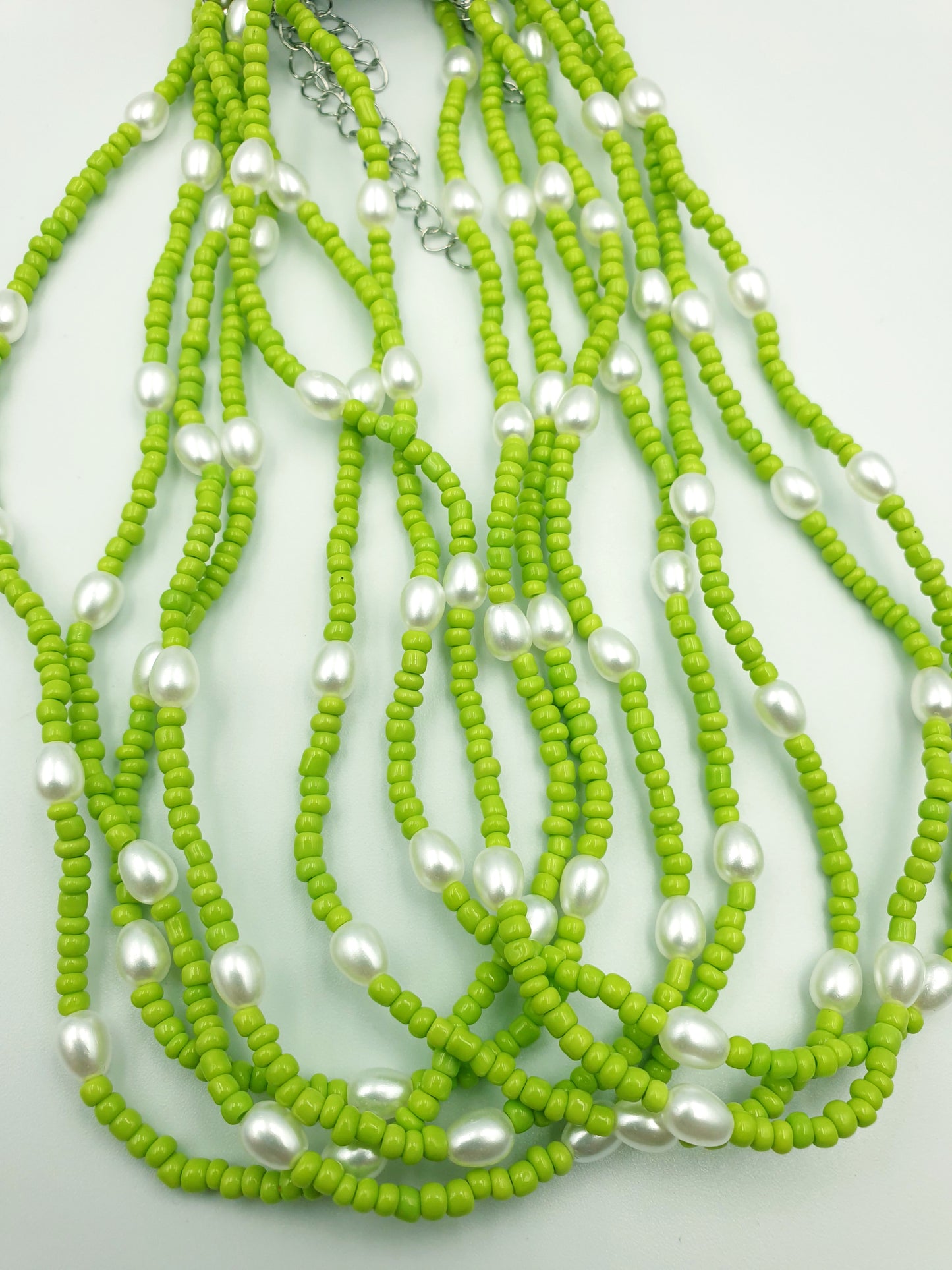 green beads Pearls, pearl beads, Beaded necklace, beads, beaded necklace, girls jewellery, ladies necklace, choker necklace, unique gifts, popular, 90s vibes, boho, bohemian jewellery